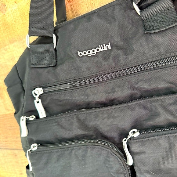Baggallini All Set 3 In 1 Tote Backpack - Picture 9 of 16
